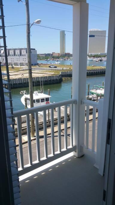 Awesome Water Front Home 4 Bedrooms & 4 Bathrooms! Sleeps 10 Atlantic City Exterior foto